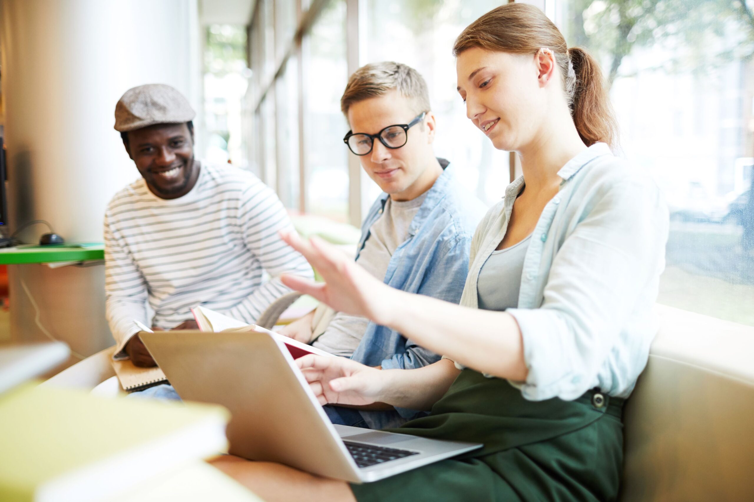 short-presentation-2023-11-27-05-32-29-utc